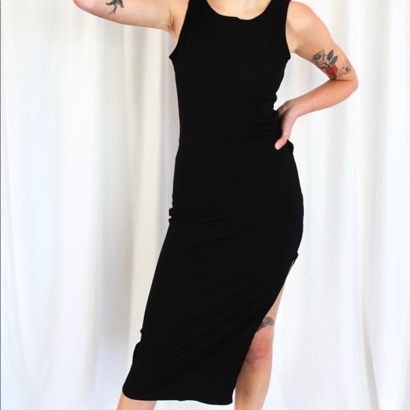 black ribbed midi dress high leg slit backless - Picture 7 of 9